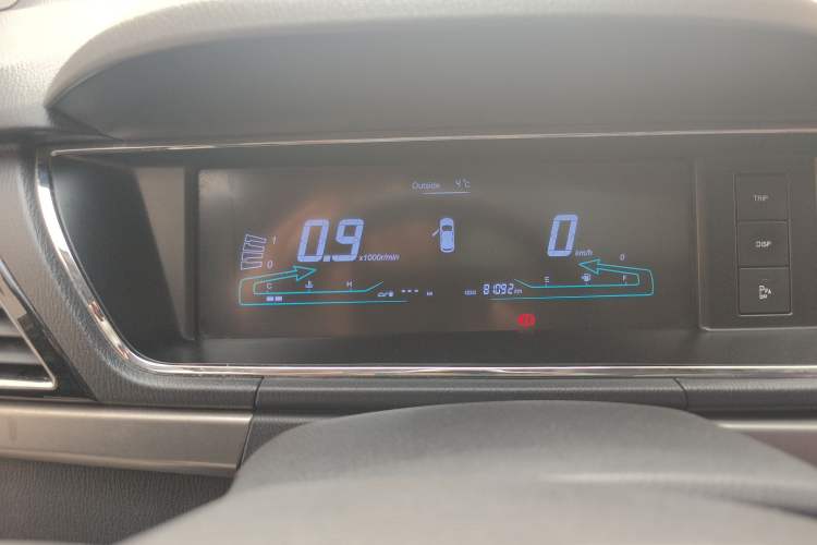 Used CHANGAN KAICHENG Oushang A600 2016 1.5L Manual Luxury 7-Seater Instrument Cluster