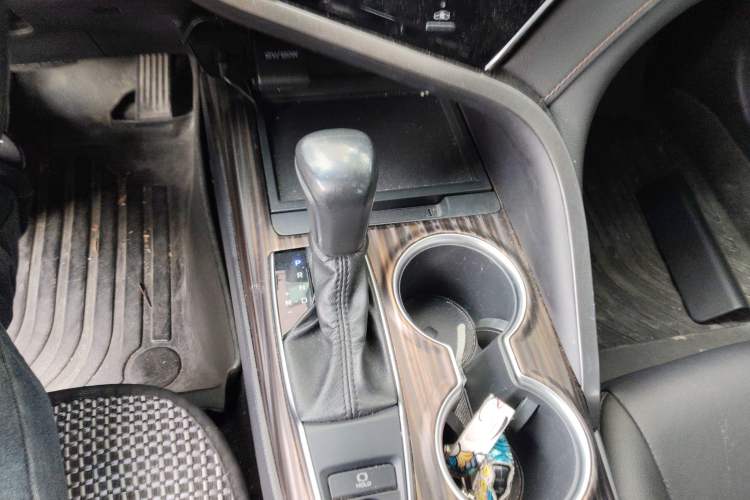 Used Toyota Camry 2019 2.0G Luxury Edition China VI Standard
