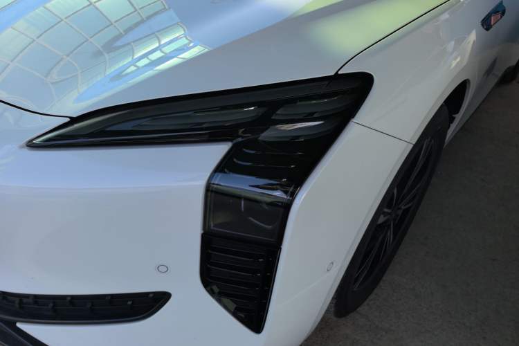 Used Hongqi EH7 2024 690 Pro