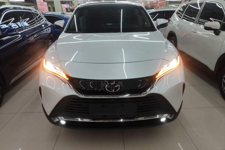 Used Toyota Harrier 2023 2.0L CVT Two-Wheel Drive Deluxe Edition