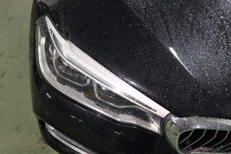 Used BMW 5 Series 2018 Facelifted 530Li Luxury Edition Premium Package
