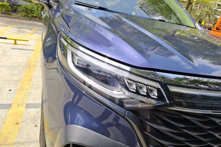 Used Roewe iMAX8 2021 400TGI Supreme Series Prestige Edition