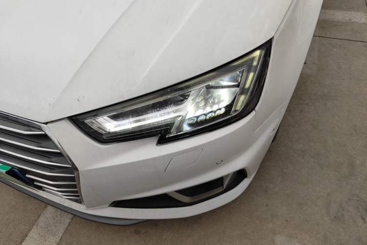Used Audi A4L 2019 40 TFSI Fashion Edition China VI Emission Standard Left Front Headlight