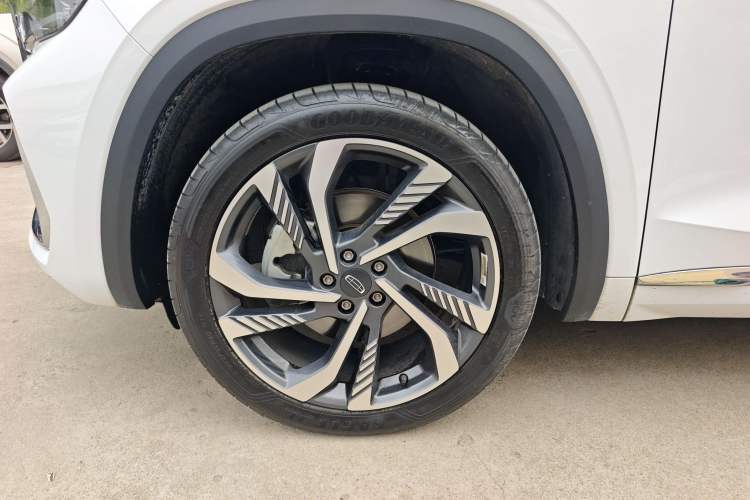 Used Geely Auto Monjaro L 2024 2.0TD High-Power Automatic Two-Wheel Drive Skyline Edition Left Front Wheel Hub