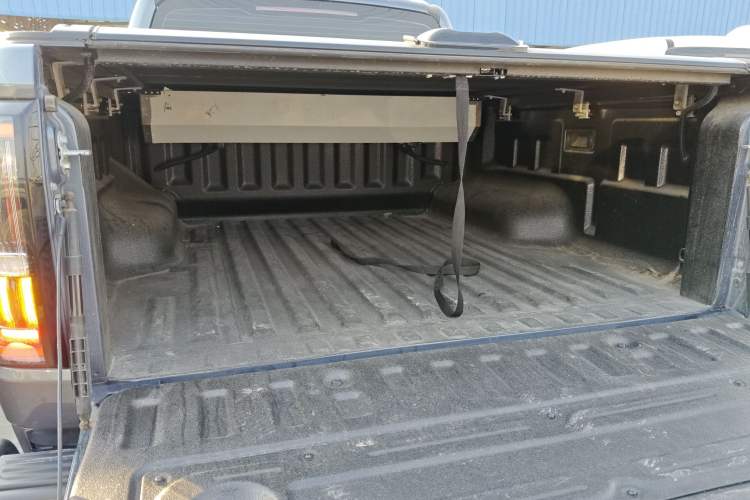 Used JMC DaDao 2024 Gantaner 2.3T Diesel Automatic 4x4 Boundless Edition
