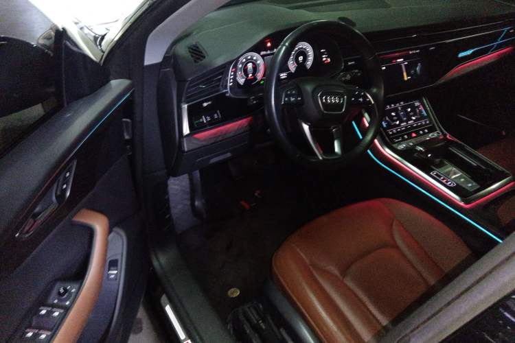 Used Audi Q8 2019 55 TFSI Luxury Dynamic Model
