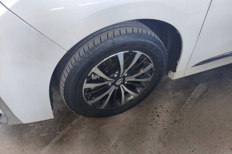 Used GAC Trumpchi M8 2023 Lingxiu Series 390T Luxury Edition Left Front Wheel Hub