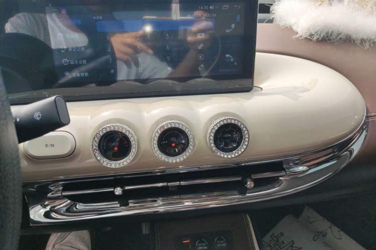 Used Wuling Bingo 2024 333 km Enjoyment Version Audio And AC Panel