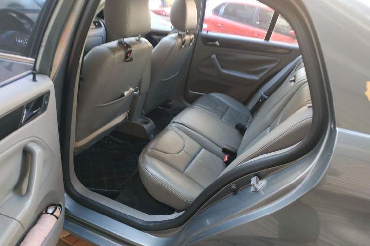 Used Volkswagen Bora 2012 1.6L Automatic Comfort Edition