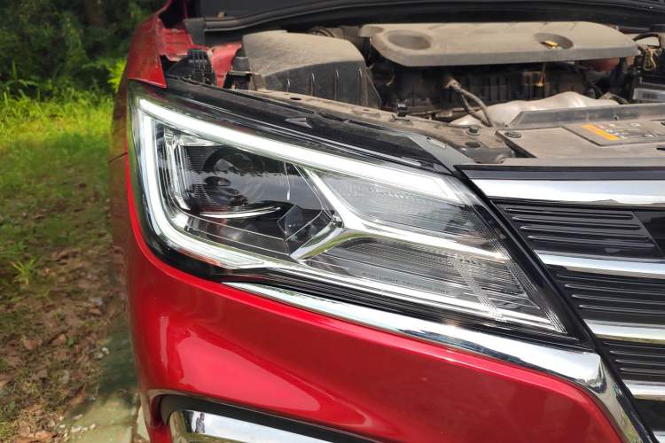 Used Roewe i5 2019 1.5L Automatic 4G Connected Langhao Edition