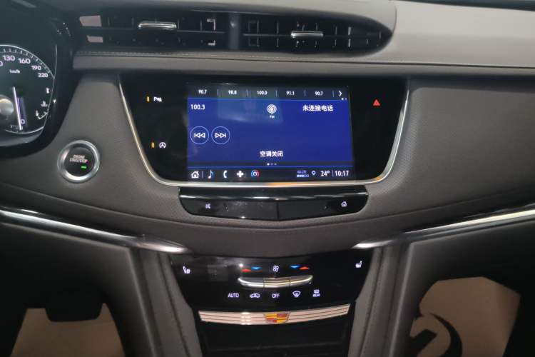 Used Cadillac XT5 2022 2.0T Two-Wheel Drive Luxury Version
