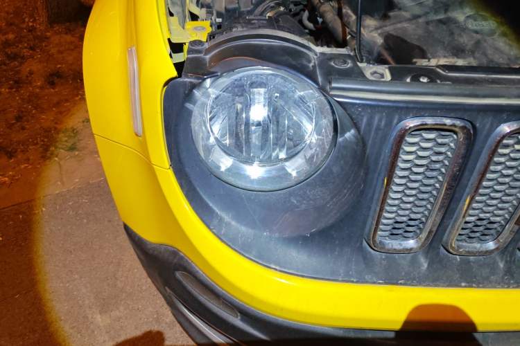 Used Jeep Renegade 2016 1.4T Automatic Jingneng Edition Right Front Headlight