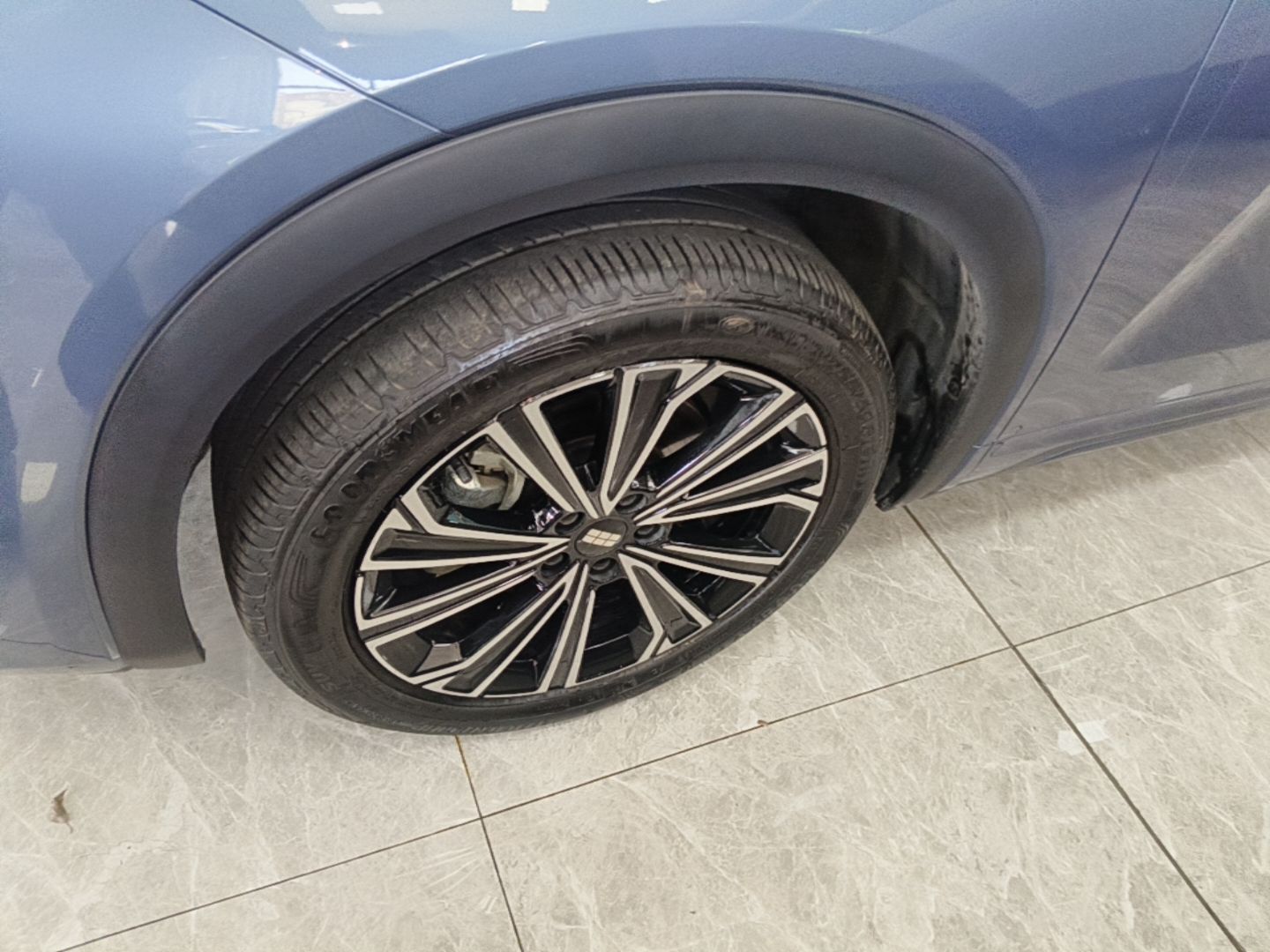 Geely Galaxy Xingjian 7 EM-i 2025 120km Navigator Edition — снимка 10