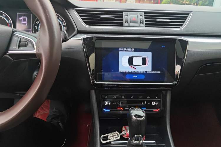 Used Skoda Superb 2019 TSI280 DSG Comfort Edition Audio And AC Panel