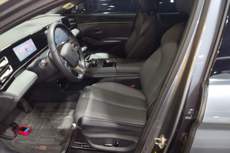 Used BYD Qin L 2024 DM-i 120KM Beyond Model Left Front Seat