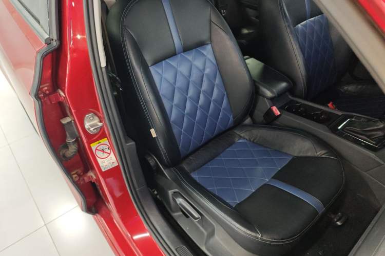 Used Volkswagen Lamando 2015 230TSI DSG Fashion Edition