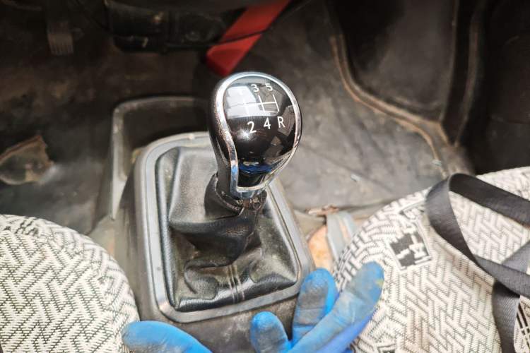 Used Wuling Rongguang 2014 1.2L S Base Model