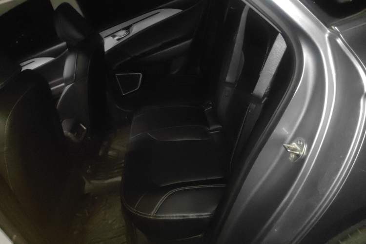 Used Geometry A 2022 Pro 430KM Commuter Edition Left Rear Seat