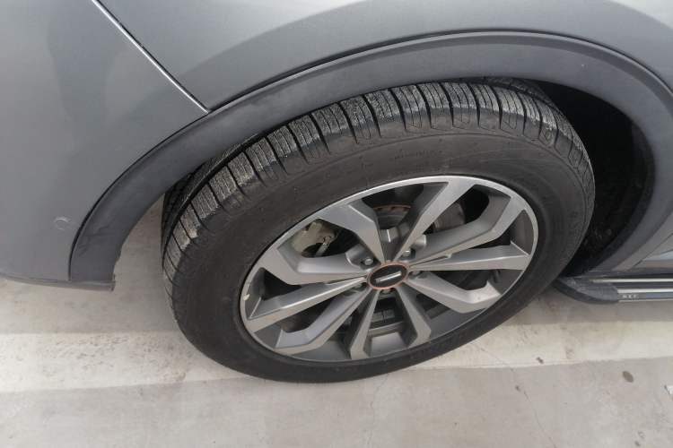 Used Wey VV6 2018 2.0T Four-Wheel Drive Flagship Version China V Standard