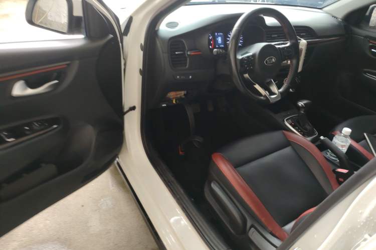 Used Kia KX Cross 2018 1.6L Automatic Dynamic Sunroof Version