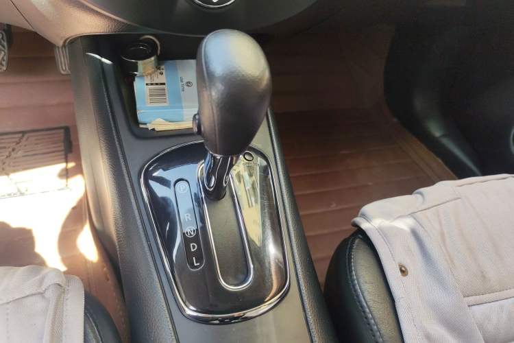 Used Nissan Tiida 2011 1.6L CVT Smart Version
