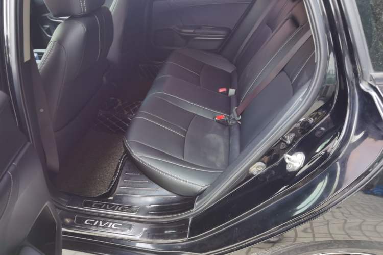 Used Honda Civic 2016 220TURBO CVT Luxury Edition
