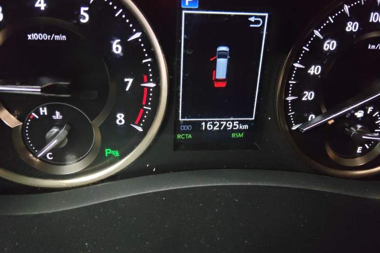 Used Toyota Alphard 2018 Revised Version 3.5L Luxury Edition Odometer Close Up