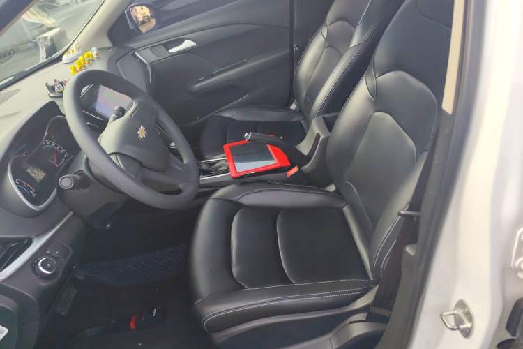 Used Chevrolet Cavalier 2019 320 Automatic Enjoyment with Sunroof Left Front Seat