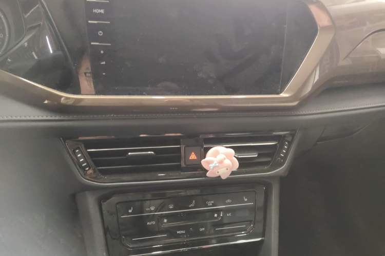 Used Volkswagen Tharu 2020 280TSI Two-Wheel Drive Luxury Plus Version China VI Standard
