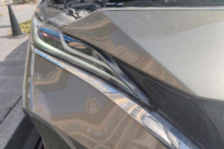 Used Toyota Harrier 2022 Dual-Engine 2.5L CVT Four-Wheel Drive Luxury Edition