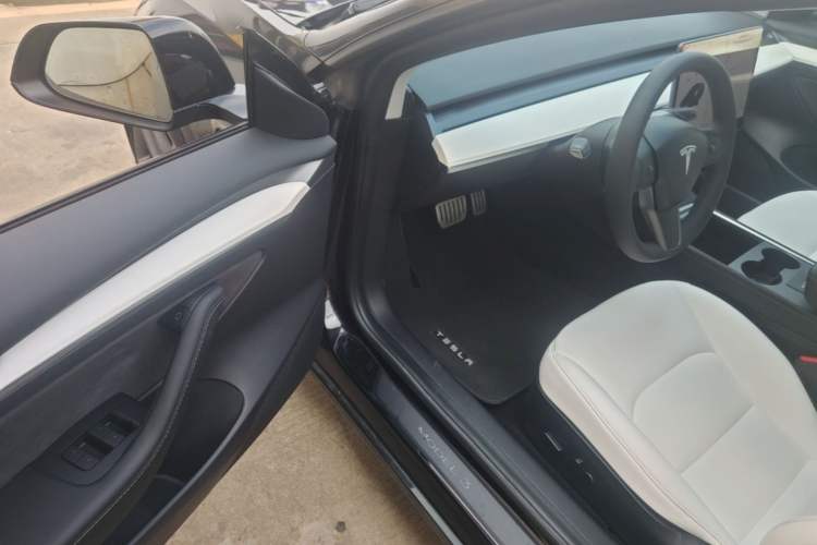 Used Tesla Model 3 2021 Performance High-Performance All-Wheel-Drive Version
