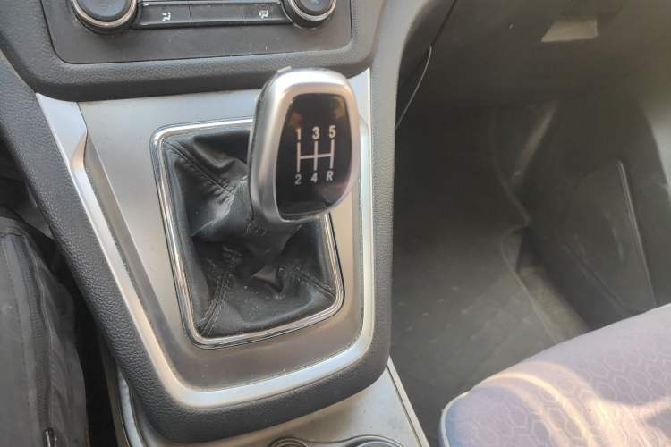 Used CHANGAN KAICHENG Ruixing S50 2017 1.5L Manual Comfort Model China V Standard
