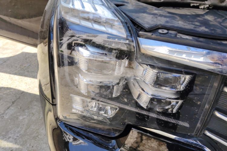 Used GAC Trumpchi GS8 2017 320T Two-Wheel Drive Luxury Smart Connectivity Version (7 Seats) Right Front Headlight