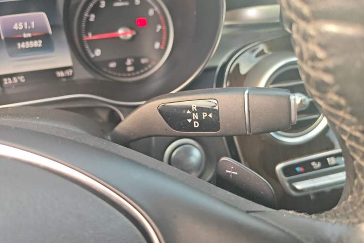 Used Mercedes-Benz GLC 2019 GLC 260 L 4MATIC Dynamic Model