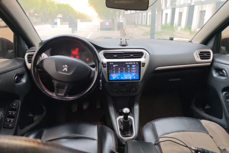 Used Peugeot 301 2014 1.6L Manual Comfort Edition Center Console