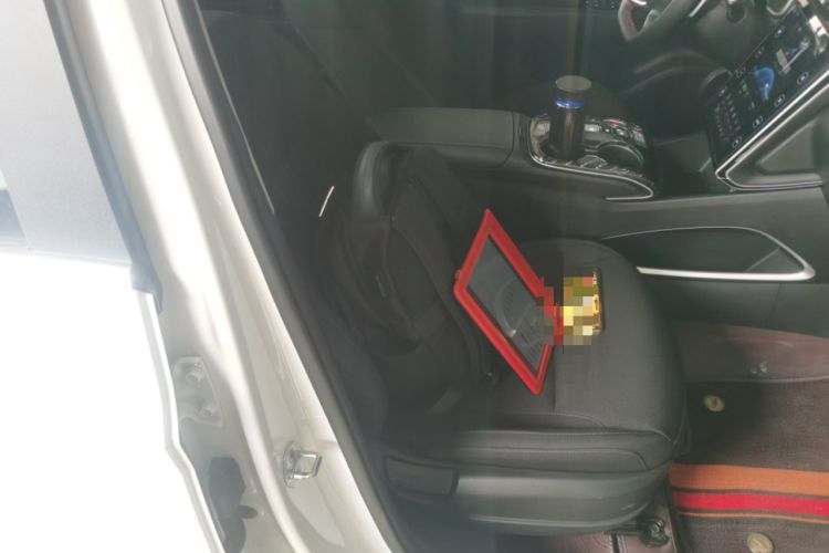 Used Hyundai Tucson 2022 Tucson L 2.0L Hybrid – Smart Enjoyment Version Right Front Seat