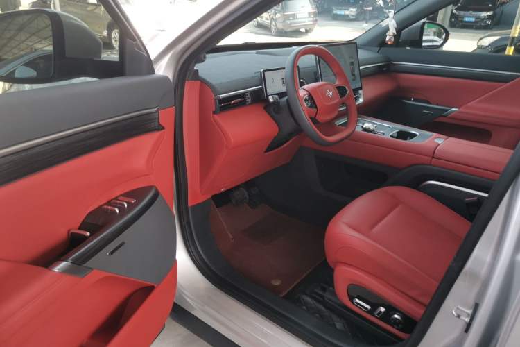 Used Dongfeng eπ eπ008 2024 210Max Range-Extended Version 6 Seats
