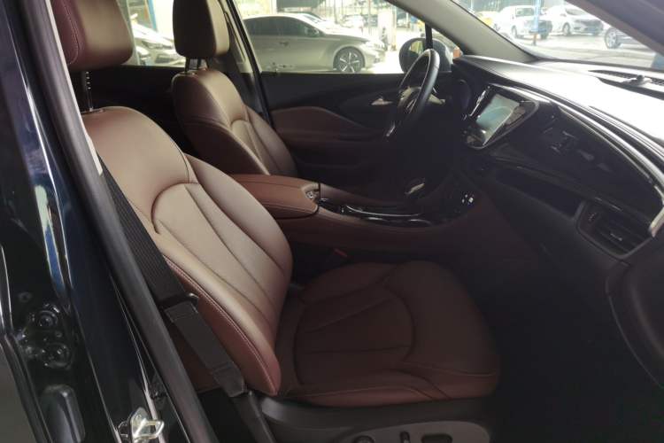 Used Buick Envision 2020 20T Two-Wheel Drive Luxury Model
