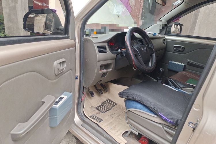 Used Wuling Rongguang V 2018 1.5L Practical Version