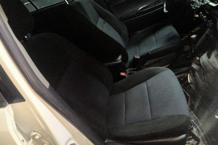 Used Toyota YARiS L Zhi Xuan 2016 Revised 1.5E CVT Charming Edition
