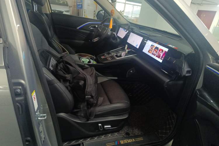 Used Haval Fierce Dragon Max 2023 1.5L Hi4 105 Four-Wheel Drive Smart Flagship Edition Right Front Seat