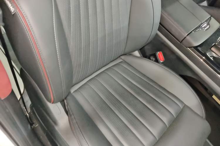 Used GAC Trumpchi M8 2023 Zongshi Series Dual-Motor Supreme Edition Right Front Seat