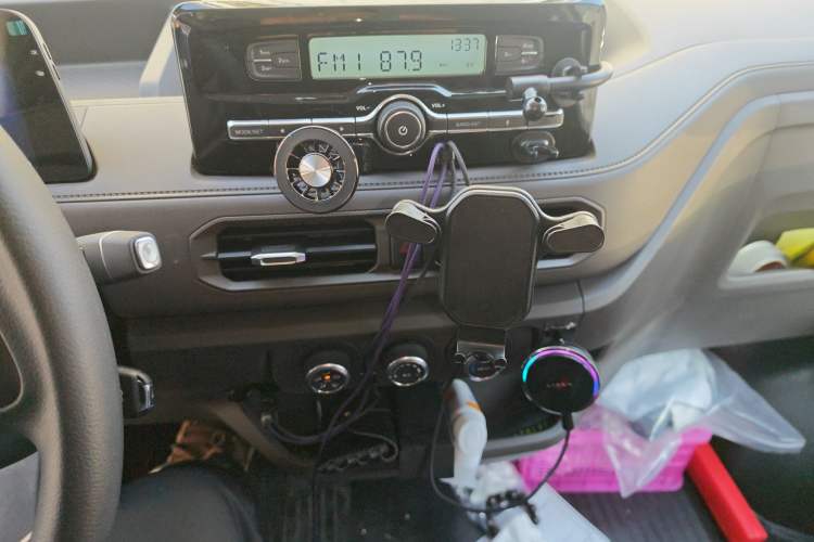 Used JMC E Fushun 2025 Model, Open Window Version, 53.58 kWh, Mid-axle, Low-roof
