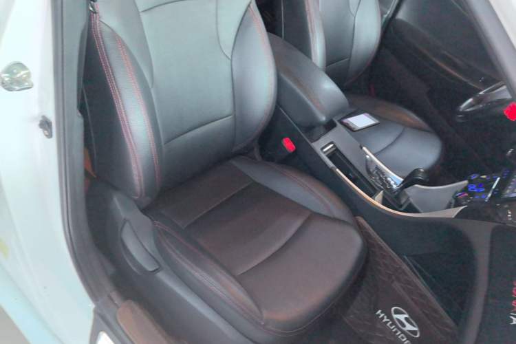 Used Hyundai Sonata 2015 Classic 2.0L Automatic Leading Edition