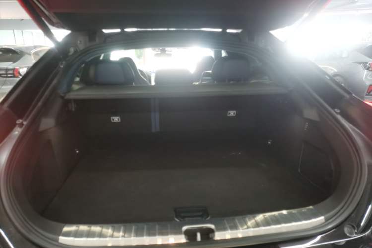 Used Zeekr 001 2025 YOU Edition 100 kWh All-Wheel Drive
