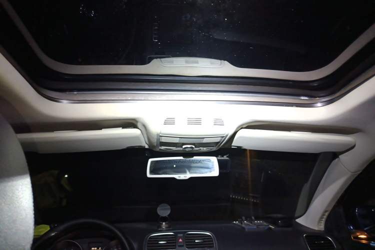 Used Volkswagen Golf 2011 1.4 TSI Luxury Touring Edition Headliner