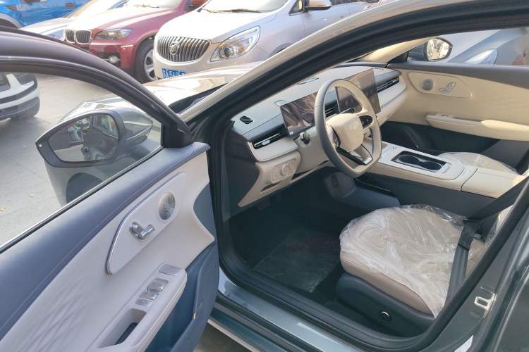 Used Chery Fengyun A8L 2025 1.5 TGDI 145 km Comfort Version