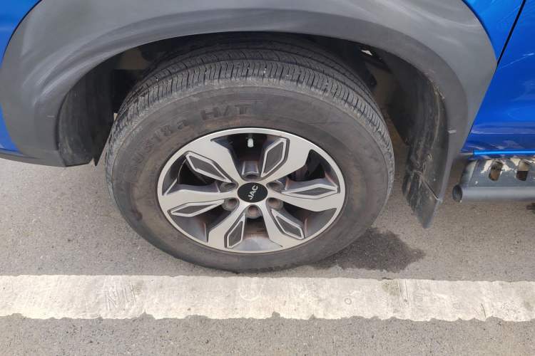 Used JAC T8 2019 2.0T Explorer Edition Two-Wheel Drive Prestige Trim with Standard Double Cabin HFC4DB2-1D
