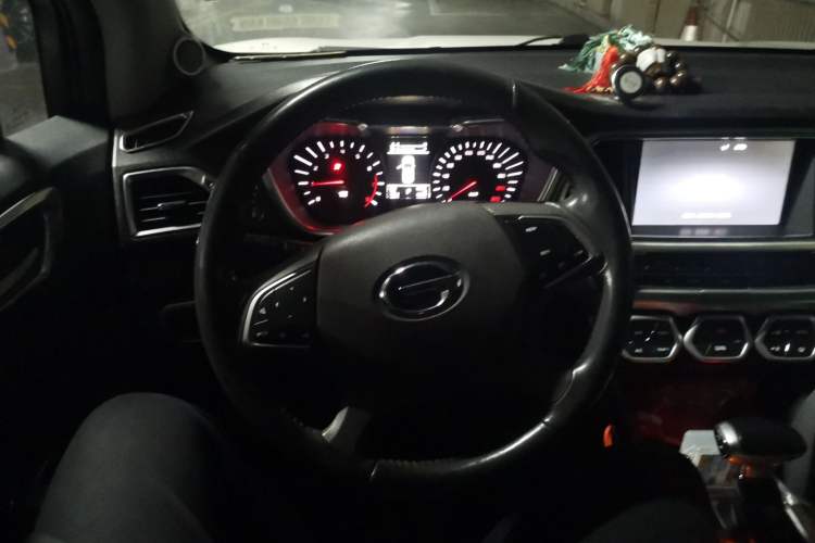 Used GAC Trumpchi GS4 2017 235T G-DCT Two-Wheel Drive Luxury Edition
