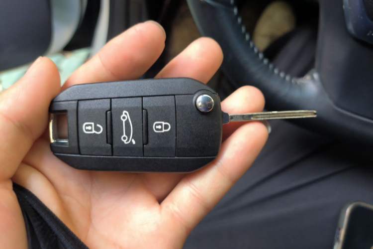 Used Peugeot 408 2015 1.2T Automatic Luxury Edition